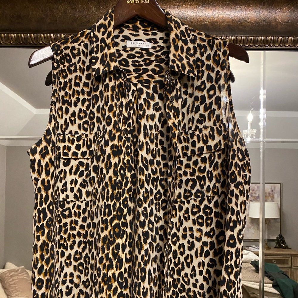 EQUIPMENT 100% silk blouse